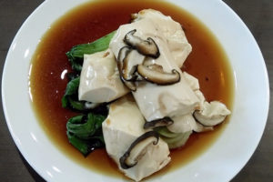 Steamed silken tofu with fresh shitake mushroom